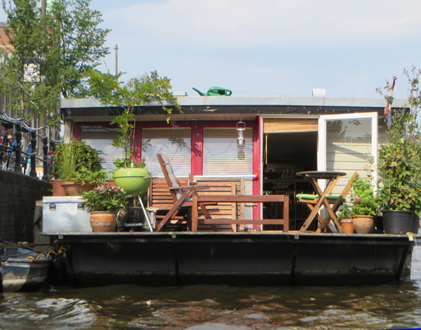 Houseboat. Image Copyright ©2016 Ruth Lor Malloy