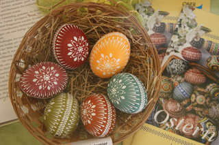106. Easter Around the World